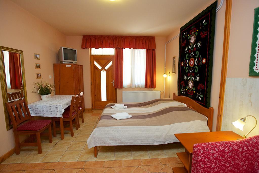 Royal Apartman Hajdúszoboszló 外观 照片