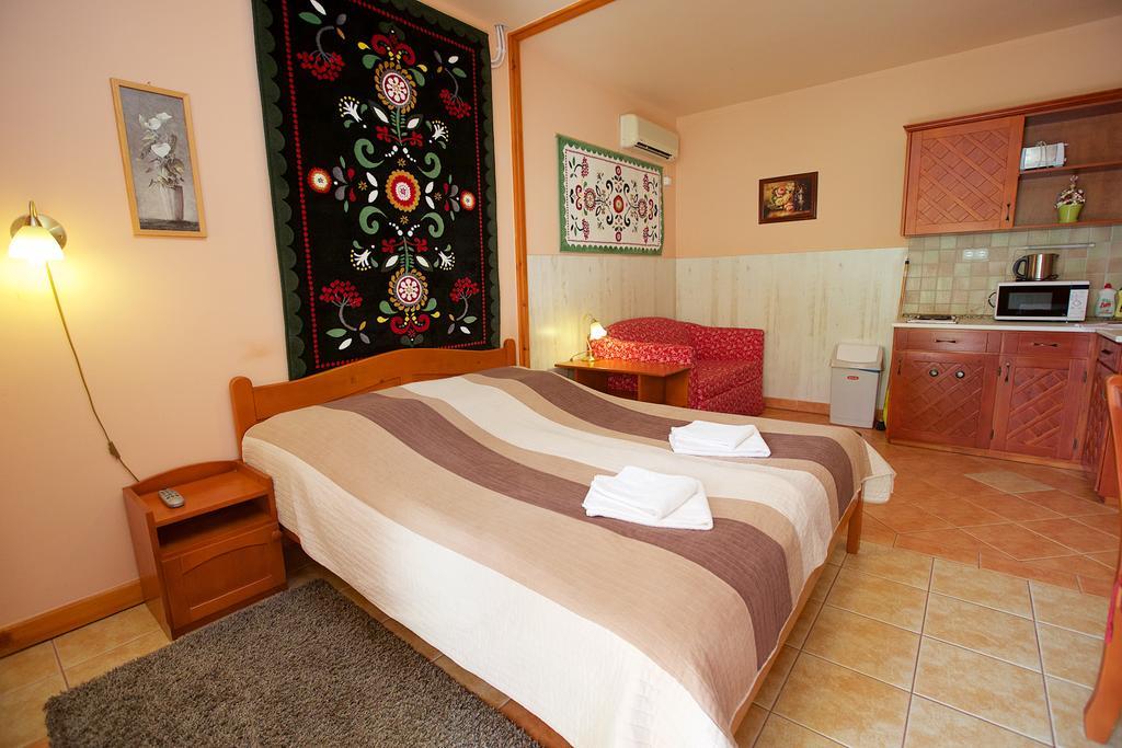 Royal Apartman Hajdúszoboszló 外观 照片