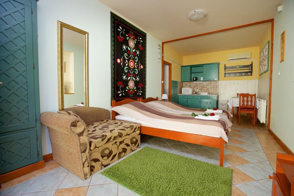 Royal Apartman Hajdúszoboszló 外观 照片